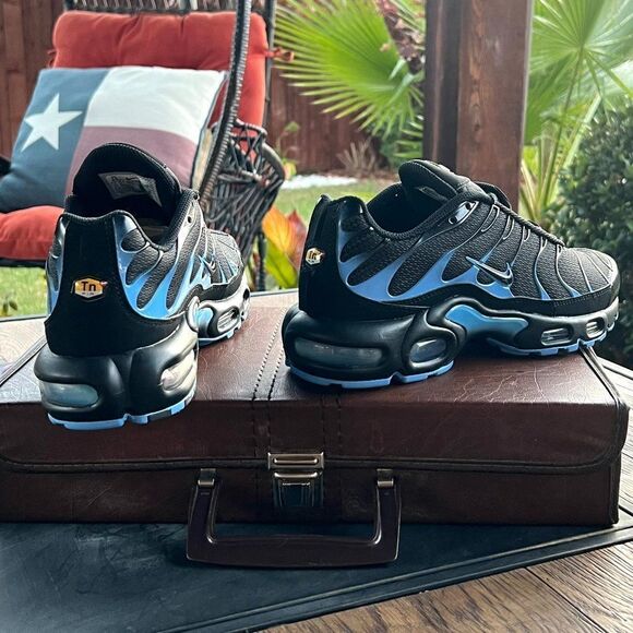 Nike Air Max Plus 'Black University Blue' - Picture 1 of 13